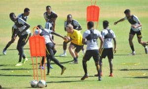 Read more about the article Chiefs stars return to training as Fifa break starts
