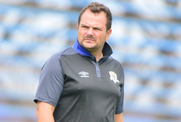 You are currently viewing 3 coaches in 2 days: PSL sackings continue as Leopards fire Soccoia