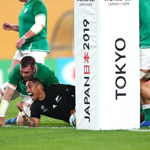 Exceptional All Blacks thrash Ireland