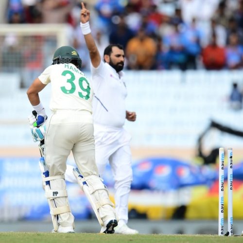 Proteas lose 16 wickets in one day
