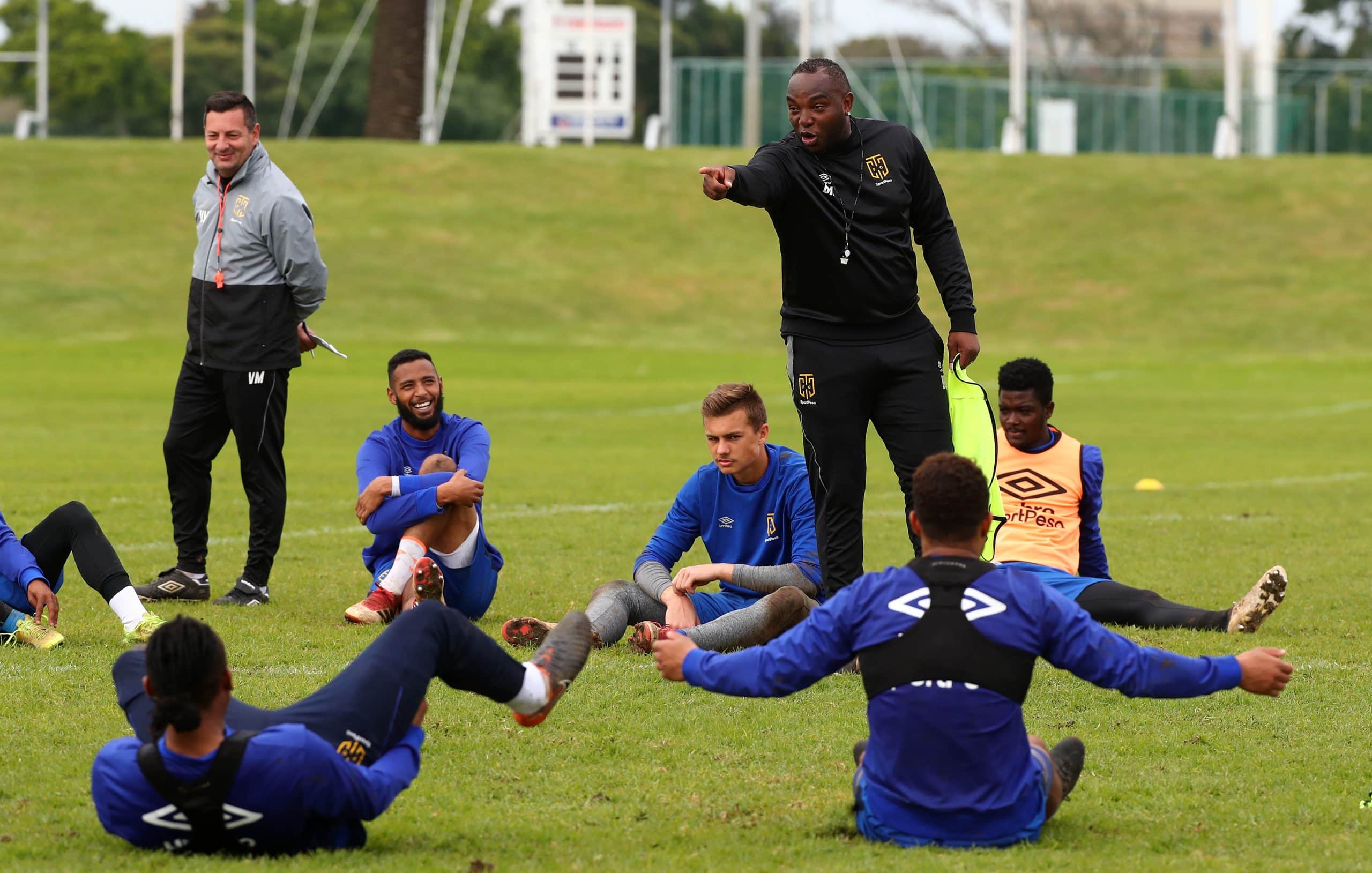 You are currently viewing Benni eyes FC Porto or Hearts job