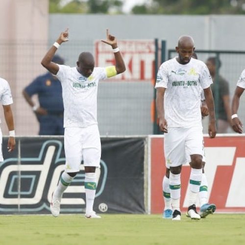 10-man Sundowns through to TKO final