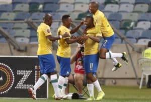 Read more about the article Sundowns ease past AmaZulu to close gap on Chiefs