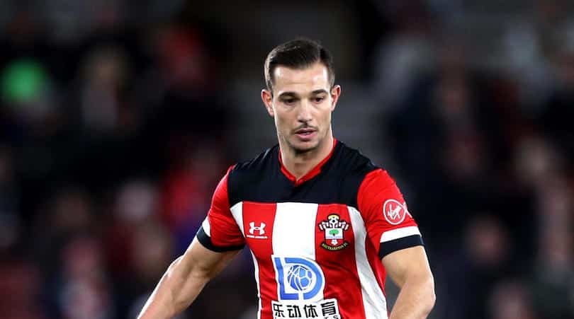 You are currently viewing Arsenal complete loan signing of Southampton full-back Soares