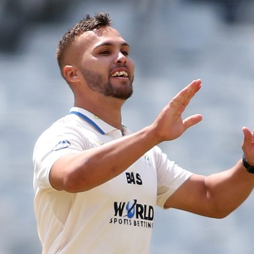 Paterson debuts as Proteas bowl first