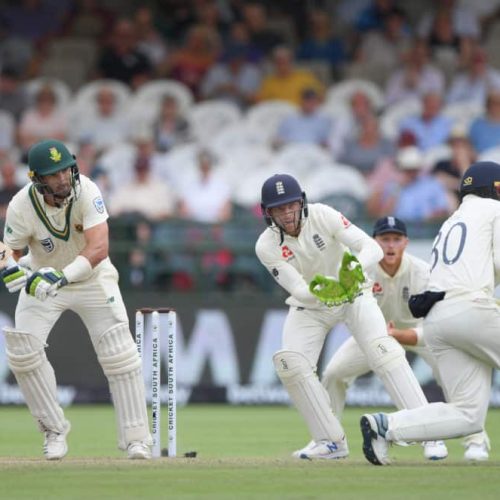 Proteas batters grind it out, still trail England by 311 runs