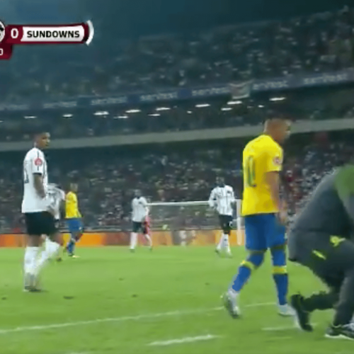 Watch: Pitso showcases his skills on the touchline