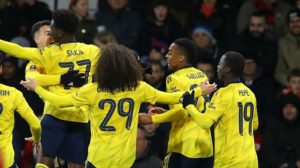 Read more about the article Saka, Nketiah fire Arsenal into FA Cup fifth round
