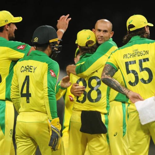 Australia thrash SA to clinch series
