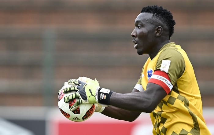 You are currently viewing Lekgwathi urges Pirates to sign Ofori, De Reuck from Maritzburg