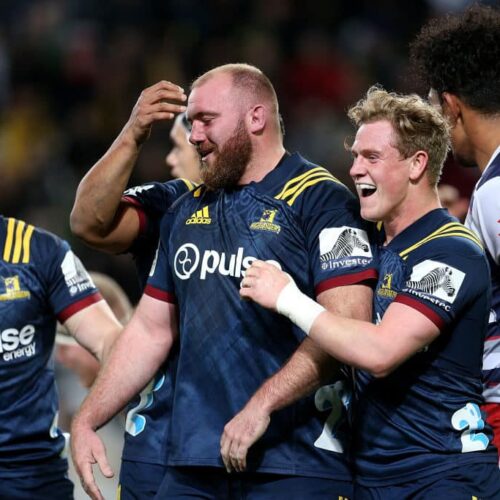 Highlanders edge Brumbies in thriller