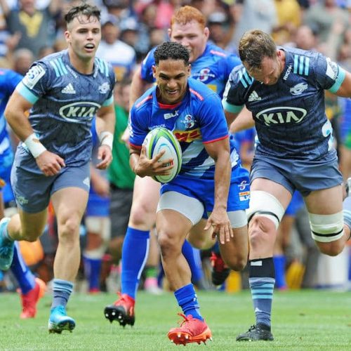 Rampant Stormers hammer Hurricanes