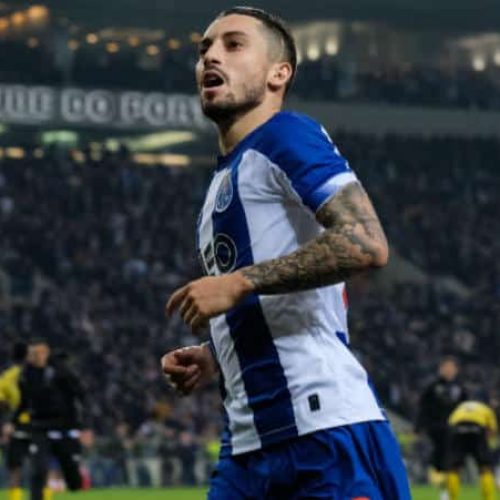 Chelsea quoted £40m for Porto full-back Alex Telles