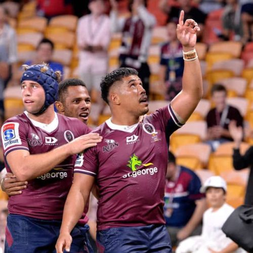 Bulls crumble against Reds