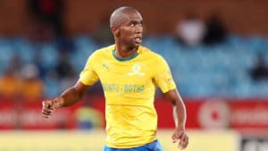 Read more about the article Ngcongca agrees new deal to stay at Sundowns
