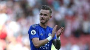 Read more about the article Maddison reacts to Leicester fan asking if he’s staying amid Man Utd links