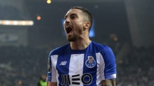 Read more about the article Man United agree deal with Porto for left back Alex Telles