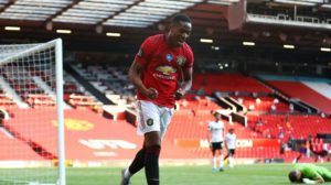 Read more about the article Martial treble fires Man United past Sheffield United