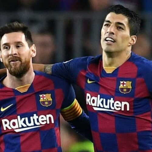 Juventus considering move for Barcelona outcast Suarez