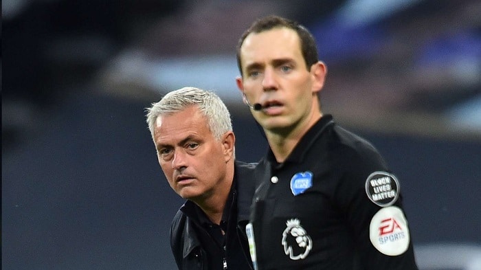 You are currently viewing I’m unhappy with VAR – Mourinho slams officials