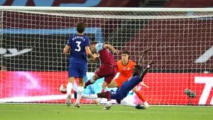 Read more about the article West Ham stun Chelsea in derby thriller