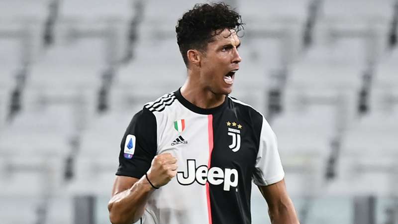 You are currently viewing Ronaldo dedicates Serie A title to Juventus fans battling coronavirus