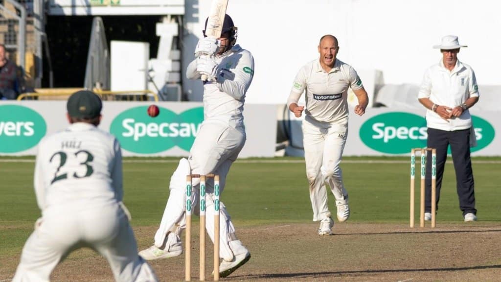 You are currently viewing Watch: SA bowler receives five-run penalty