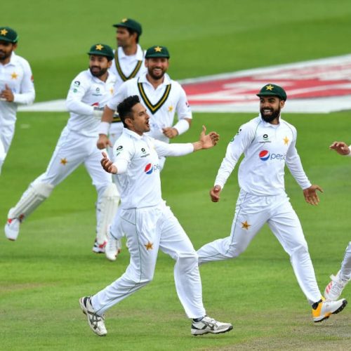 Pakistan on top after Day 2