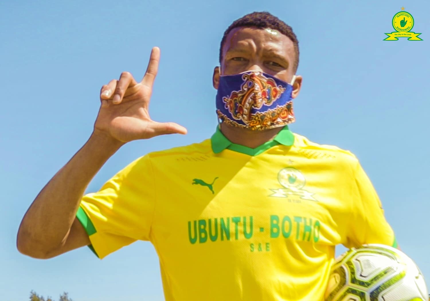 You are currently viewing Mvala eager to meet new Sundowns teammates