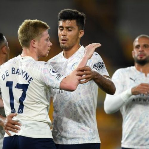 De Bruyne inspires Manchester City to opening Premier League win at Wolves