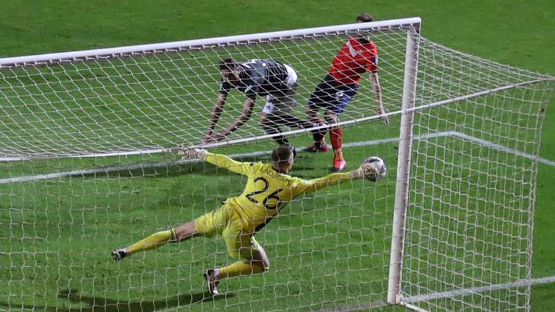 You are currently viewing Mata, Rashford, Greenwood fire Man United past Luton in Carabao Cup