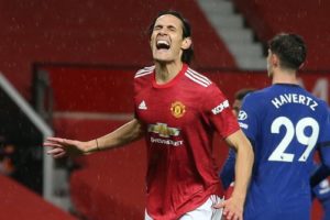 Read more about the article Debutant Cavani comes close but Man Utd, Chelsea draw blank