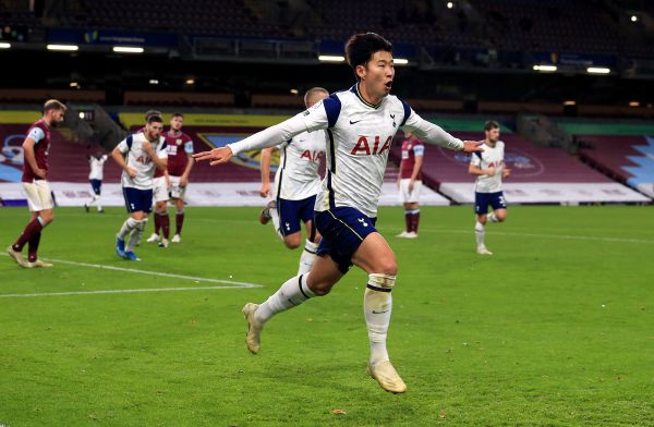 You are currently viewing Son, Kane combine again as Tottenham battle past Burnley