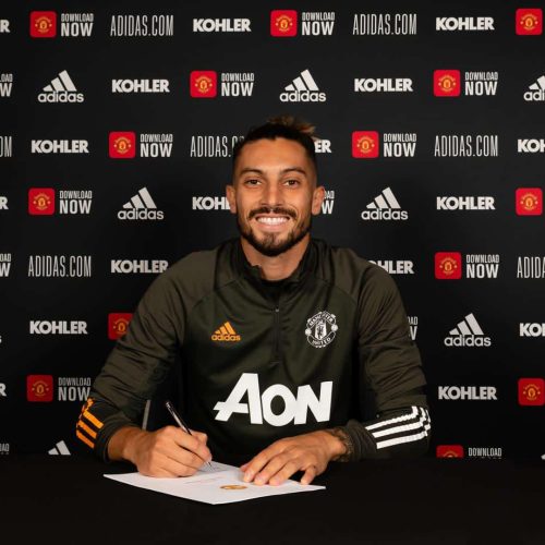 New Man Utd signing Telles tests positive for Covid-19