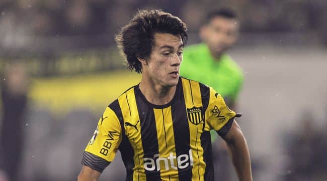 You are currently viewing Man United move for Uruguayan wonderkid as Sancho alternative