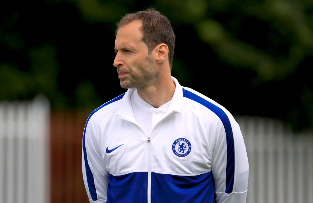 You are currently viewing Cech named in Chelsea’s Premier League squad