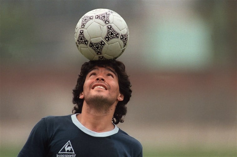 You are currently viewing Diego Maradona: The football world reacts to the death of an icon