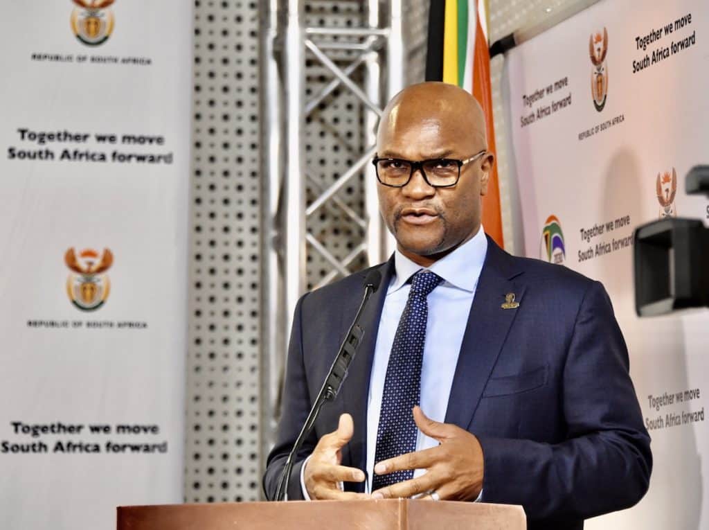You are currently viewing Mthethwa issues warning to CSA
