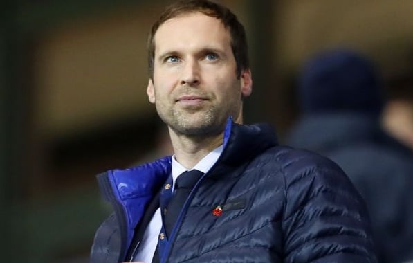 You are currently viewing Cech joins list of Chelsea departures