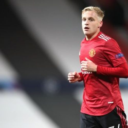 Van de Beek will leave in January, according to prolific transfer guru