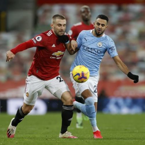 Tame Manchester derby ends in goalless stalemate