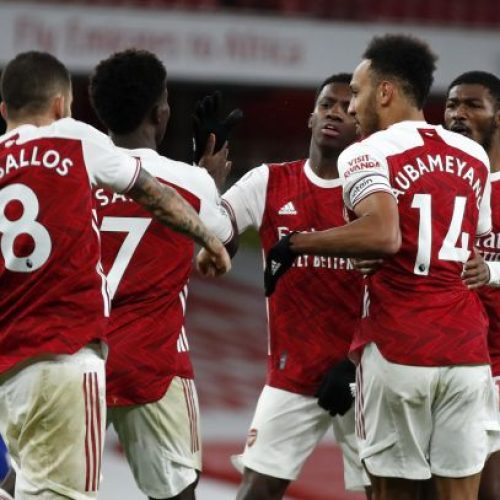 Arsenal battle to draw with Southampton despite Gabriel red card