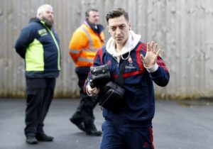 Read more about the article Ozil plans to leave Arsenal for Turkey or USA
