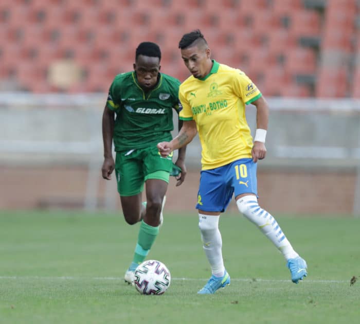 You are currently viewing PSL wrap: Sundowns move to two points clear; Chiefs, Pirates drop points