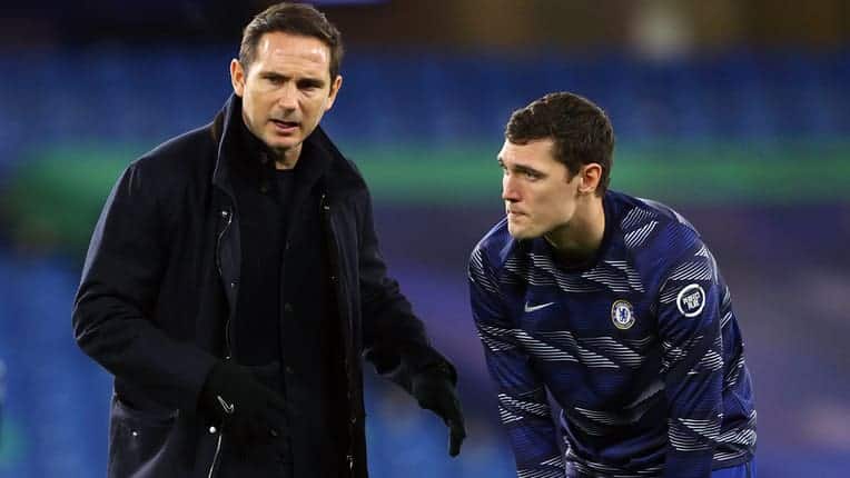 You are currently viewing Lampard defends injured Christensen