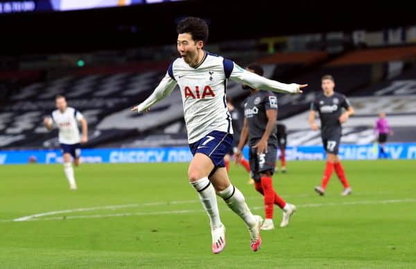 You are currently viewing Tottenham defeat 10-man Brentford to reach Carabao Cup final