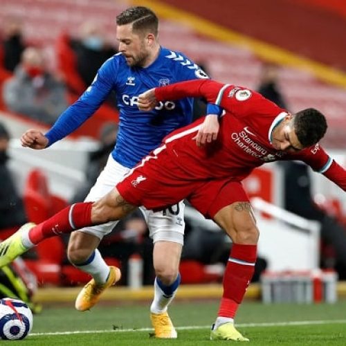 Records tumble as Everton beat Liverpool at Anfield