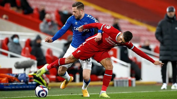 You are currently viewing Records tumble as Everton beat Liverpool at Anfield