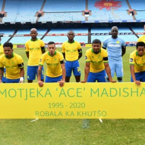 Watch: Sundowns, Chippa pay their respects to the late Madisha