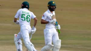 Read more about the article Pakistan end day one on top